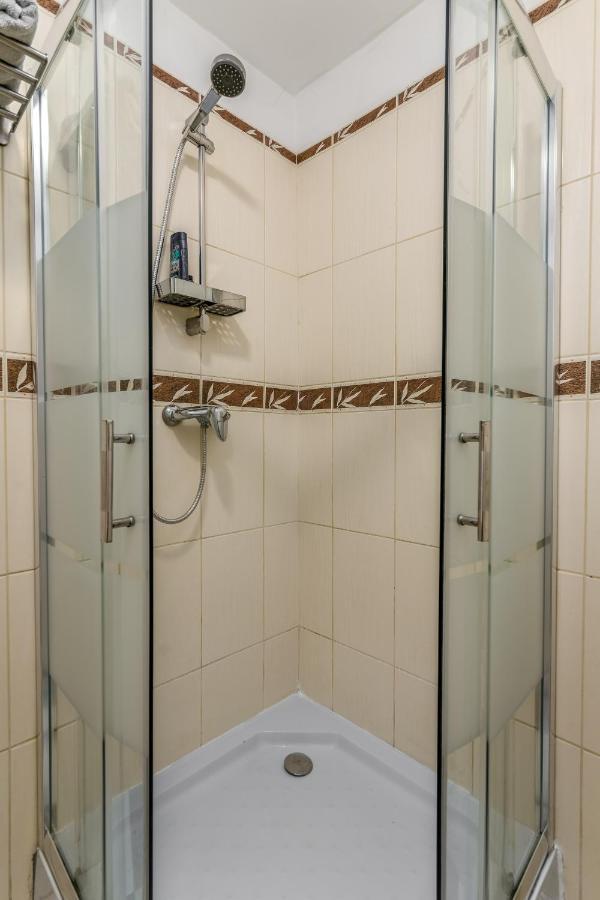 בודפשט Little Cola Apartment In Dohany Street With Ac מראה חיצוני תמונה